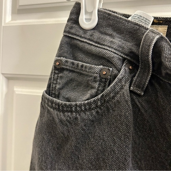 LEVIS BAGGY DAD JEAN SIZE 26” WAIST 30” INSEAM IN COLOUR BOOT BARN STONE - Picture 7 of 12